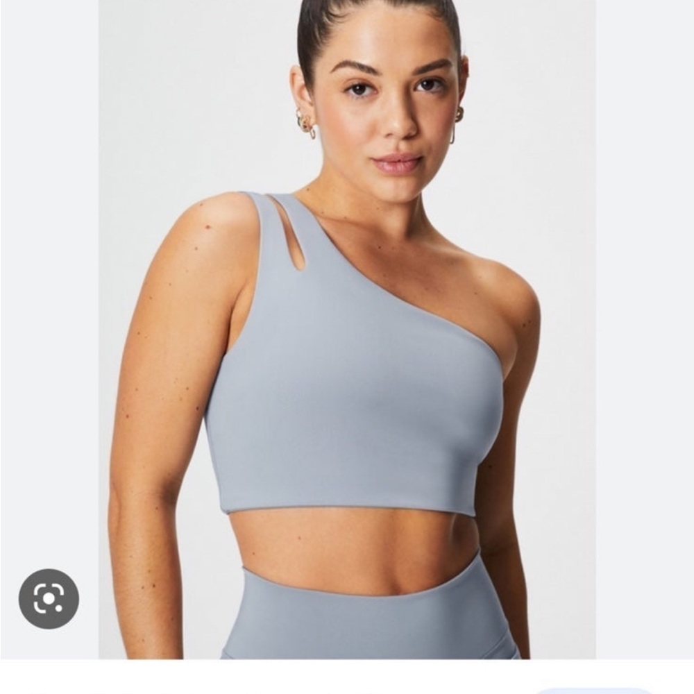 Fabletics sports bra
